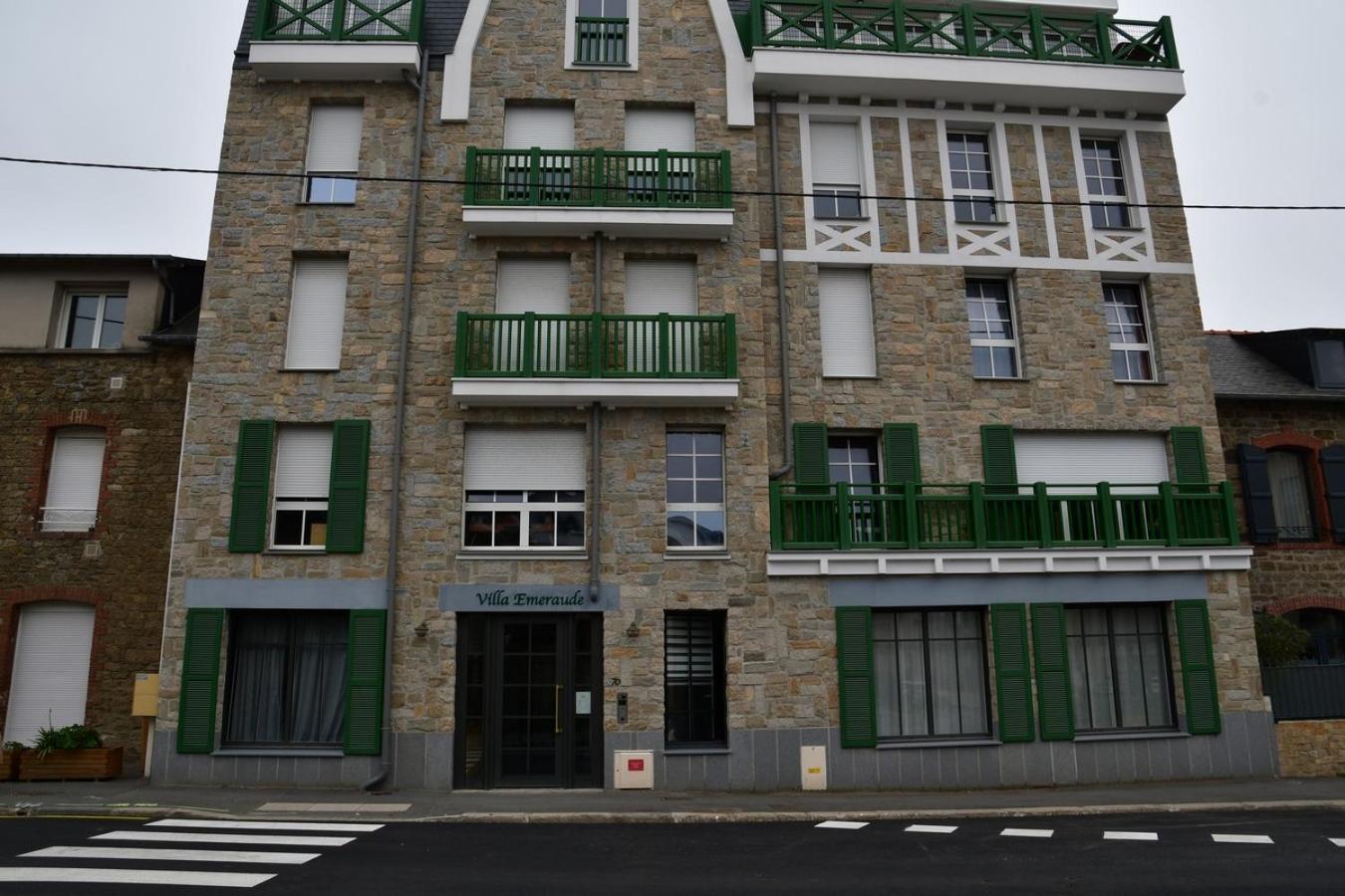Studio Neuf A Louer A Dinard 3 Nuits Minimum Εξωτερικό φωτογραφία